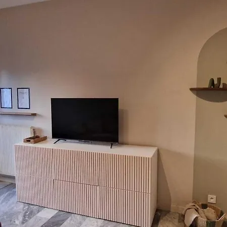 Relax In Zen Studio, Air Conditioning, Sea On Foot